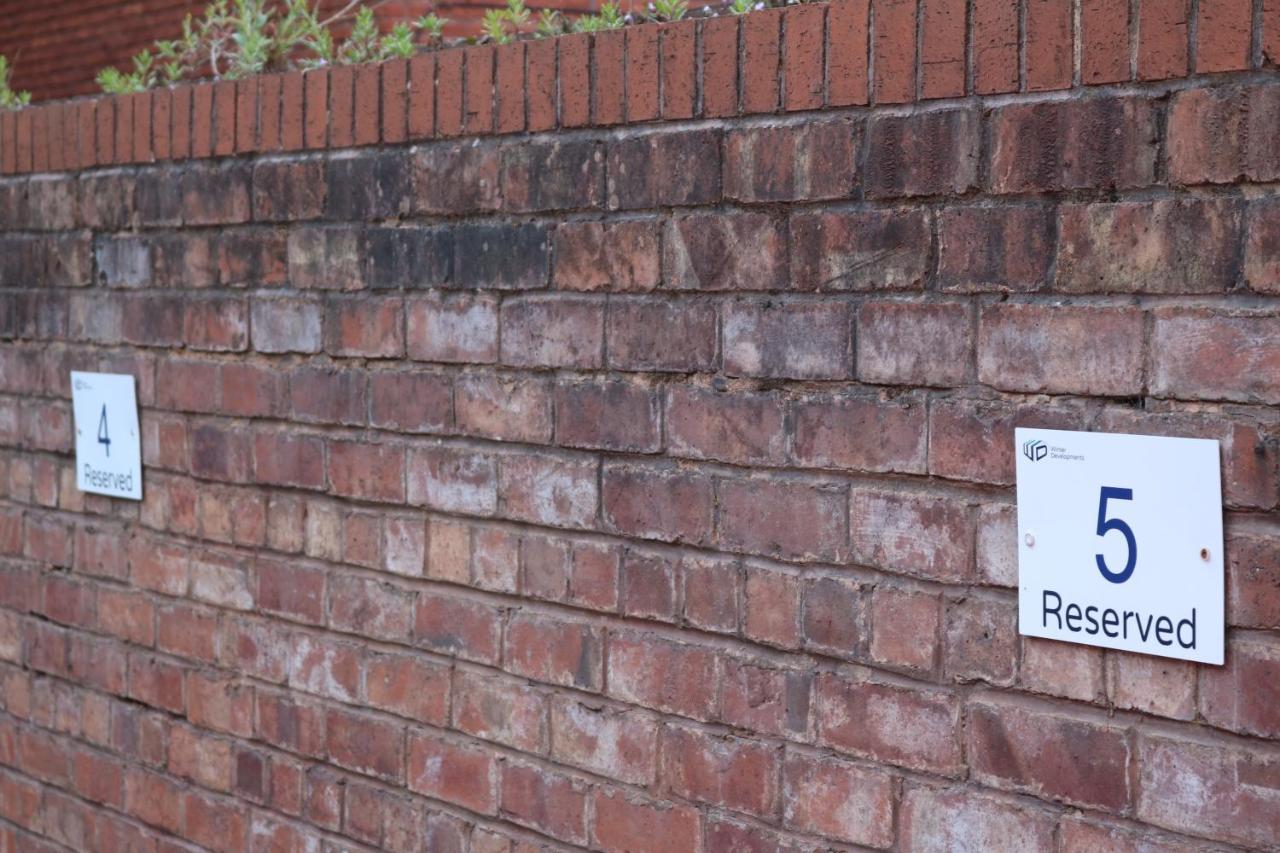 Wolverhampton - Gated Parking - George House Exterior foto